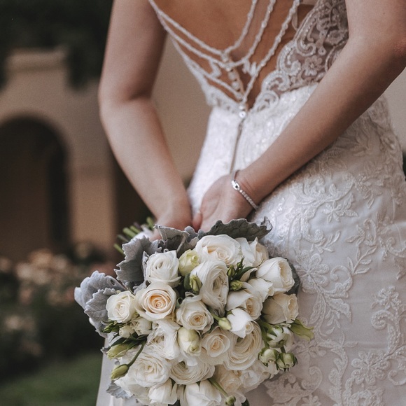 Mermaid style elegant Wedding dress - Picture 3 of 7